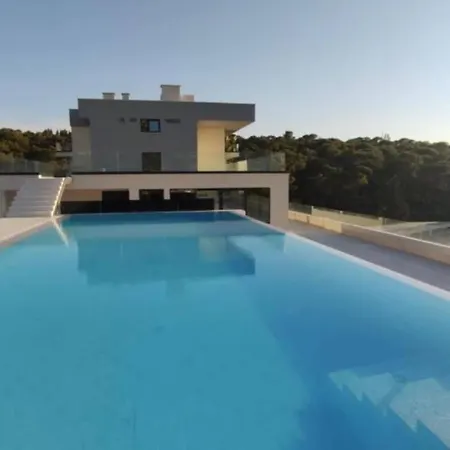 Apartment Makarska With Shared Rooftop Pool * Makarska